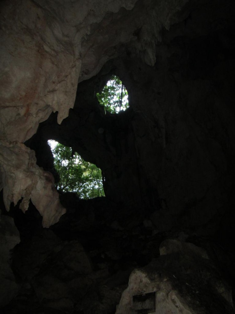 Cueva de la Línea